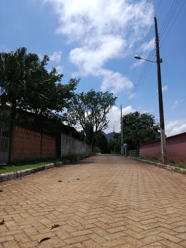 Hotéis e Pousadas para Famílias em Esmeril, Minas Gerais 2025