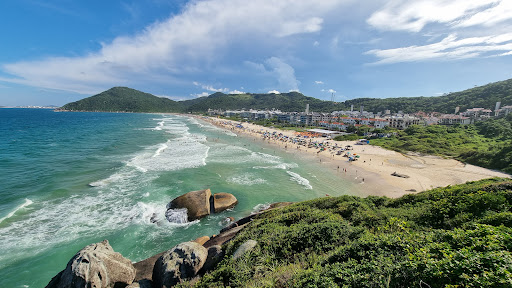 Hotéis e Pousadas para Famílias em Praia Brava, Santa Catarina 2025