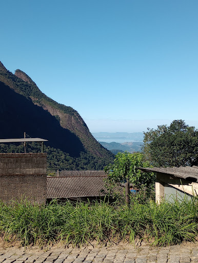 Hotéis e Pousadas para Famílias em Meio do Serra, Rio de Janeiro 2025