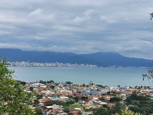 Hotéis e Pousadas para Famílias em Zimbros, Santa Catarina 2025