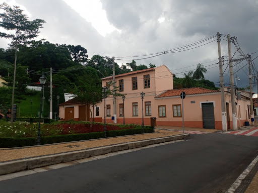 Hotéis e Pousadas para Famílias em Santana de Parnaíba, São Paulo 2025